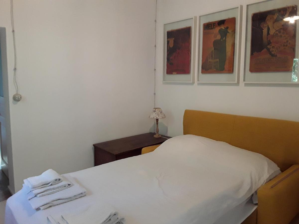 Bed and Breakfast L'Albero Di Alberto Valverde  Exterior foto